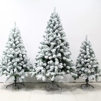 Arbre de Noël blanc en PVC de haute qualité arbre debout décoratif enneigé artificiel avec des caractéristiques personnalisées