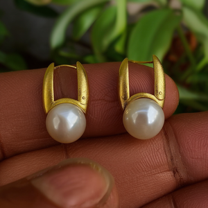 ต่างหูมุก สแตนเลสสตีล 316L ชุบทอง PVD เครื่องประดับที่ยั่งยืนและทนทาน - Product Image 3