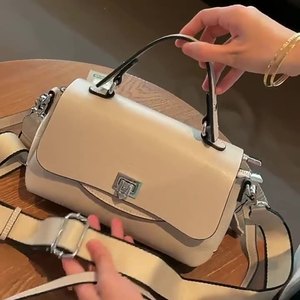 Hot Hot Women's Candy-Style <b>Large</b> Capacity Leather <b>Cross</b> <b>Body</b> Shoulder <b>Bag</b> Fully Equipped Handheld Zip Closure Stylish Design - Product Image 1