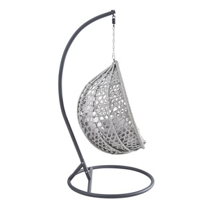 Fauteuil suspendu pliant Vine Love en rotin PE avec structure en acier, design moderne, coussin imperméable, mobilier d'extérieur pour parcs et hôtels - Product Image 5