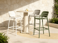 Chaise de bar moderne de luxe en plastique PP, écologique, légère et durable pour restaurants, bars, bars à domicile, bureaux, salons de thé, salles à manger