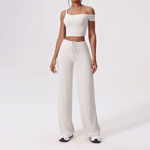 Ensemble de yoga pour femmes YY, haut court à une épaule, leggings évasés à cordon de serrage, tenues de sport respirantes, tenues d'entraînement, sensation de peau nue - Product Image 5