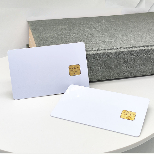 White Plastic PVC 4442 4428 Smart Chip Blank Card for VIP Membership and Access Control