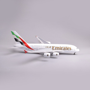 โมเดลเครื่องบินเรซิ่น <span class=keywords><strong>Emirates</strong></span> 47 ซม. <span class=keywords><strong>A380</strong></span> รุ่น LED ทำมือ ของขวัญธุรกิจสำหรับวันวาเลนไทน์ สไตล์ศิลปะ - Product Image 1