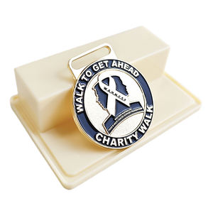 Medallas deportivas de metal 3D personalizadas con grabado de cinta y logotipos personalizados Fabricante de medallas personalizadas - Product Image 3