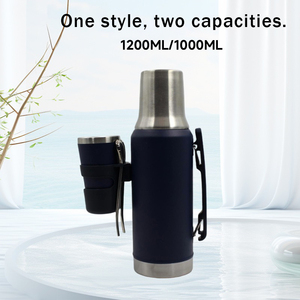 Set Thermos in Acciaio Inox da 1300ml con 2 Tazze e Bombilla, Regalo per Tifosi di Calcio, Kit da Viaggio Portatile con Isolamento Sottovuoto - Product Image 3