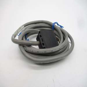 INGENIERIA SE61RNC 26130 NSMP Nuevo controlador de programación PLC dedicado PAC de automatización industrial original listo - Product Image 1