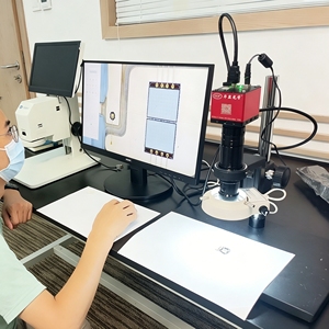 Microscopio EOC Monocular <span class=keywords><strong>con</strong></span> <span class=keywords><strong>Zoom</strong></span> Óptico, Pantalla LCD LED 2K, Microscopio Digital <span class=keywords><strong>con</strong></span> Cámara para Reparación Móvil - Product Image 3