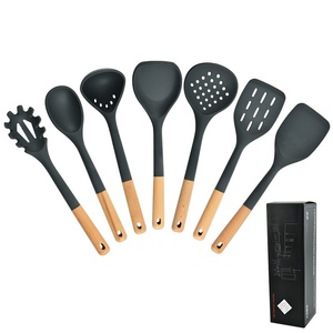 7-Mảnh Nhà Bếp Công Cụ Nướng Silicone Thìa Colander Đặt Tay Cầm Bằng Gỗ Máy Rửa Chén An Toàn Moq 12Pcs Tại Chỗ Bán Buôn - Product Image 6
