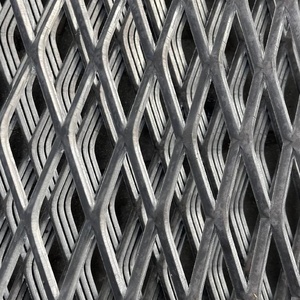 <span class=keywords><strong>Grillage</strong></span> métallique galvanisé durable avec taille personnalisée et haute résistance à la traction <span class=keywords><strong>pour</strong></span> clôture de zone résidentielle - Product Image 1