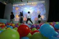 Proyector Interactivo de Piso/Pared para Centro de Juegos de Pequeña Empresa Software de Proyección 3D Juegos para Niños para Centros Comerciales