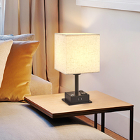 Offre Spéciale Meilleures ventes de lampes de chevet multifonctionnelles Lampes de bureau rondes en tissu pour la maison avec prise secteur USB C