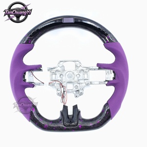 Volant de voiture en fibre de carbone à livraison rapide d'usine, forgé avec des détails violets et LED, pour 2018-2023 - Product Image 1