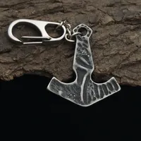 Porte-clés artisanal pour homme en acier inoxydable, style européen et américain classique, marteau de Thor Mjolnir Viking, vente en gros