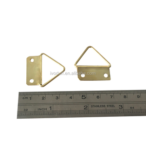 Ganchos Triangulares Dorados <span class=keywords><strong>de</strong></span> Tamaño Pequeño, Más Vendidos, para Colgar Cuadros y Lienzos - Product Image 4