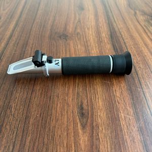 Tamanho do bolso do laboratório 3 em 1 índice da água do Brix seja <span class=keywords><strong>Refractometer</strong></span> do mel do valor Digital para a abelha que guarda o mel - Product Image 6