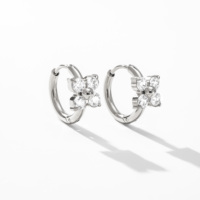 YF8297 INS - Aretes Minimalistas de Acero Inoxidable Chapado en Oro de 18K con Circonita Brillante en Forma de Flor de Cuatro Pétalos, Resistentes al Agua, para Mujer, Regalo