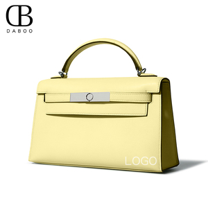 Sac à Bandoulière Original Fait Main pour Femme en Cuir de Vachette Véritable, Haute Qualité, Personnalisation de Logo et Nom de Marque - Product Image 1