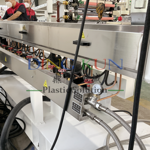 Équipement de production de granulés WPC Machine de fabrication de granulés de <span class=keywords><strong>bois</strong></span>-plastique Haute qualité Garantie à vie - Product Image 6