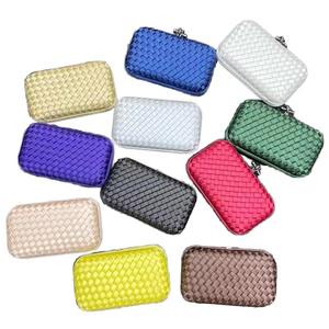 Borsa Clutch Portatile da Donna Europea e Americana 2026, Elegante <span class=keywords><strong>Pochette</strong></span> da Sera per Trucco, Ideale per Abiti da Spiaggia - Product Image 1