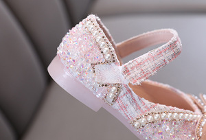 Moda verano rendimiento suave chica barato nuevo diseño zapatos perla diamantes de imitación brillante arco niños princesa niñas zapatos - Product Image 6