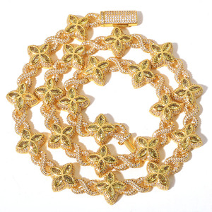 American Hip Hop Clover 8-Character <b>Chain</b> Cuban <b>Chain</b> Men's Necklace Jewelry High Grade Zircon Bracelet - Product Image 2