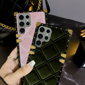 Custodia per telefono con Design in velluto di lusso per Samsung S23 S22 S21 Note 20 Ultra Note 10 Plus A14 A24 A34 A54 A12 A13 A23 A33 A53 A73 A72 <span class=keywords><strong>A</strong></span> - Product Image 4