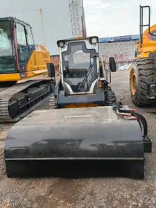 Cargadora Compacta LiuGong 365B con ROPS, FOPS, Cabina con Aire Acondicionado, Bajo Mantenimiento, Equipo de Construcción - Product Image 5