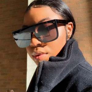 Gafas de Sol Cuadradas Grandes de Moda Vintage Personalizadas 2022 para Hombre y Mujer, Lentes de Una Sola Pieza - Product Image 2