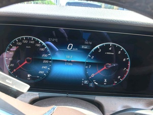 Voiture d'occasion <span class=keywords><strong>Mercedes</strong></span>-Benz E260L 2023 Classe <span class=keywords><strong>E</strong></span> 2.0T Turbo Berline de luxe à empattement long <span class=keywords><strong>Prix</strong></span> de gros - Product Image 6