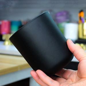 LANGXU populaire – Pot à <span class=keywords><strong>bougie</strong></span> en verre ambré dépoli noir avec fond en arc pour emballage de bougies parfumées pour la maison - Product Image 4