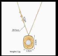 Collier Pendentif Tendance en Acier Inoxydable Plaqué Or 18K avec Pierre de Jade Naturelle et Zircon – Vente Flash