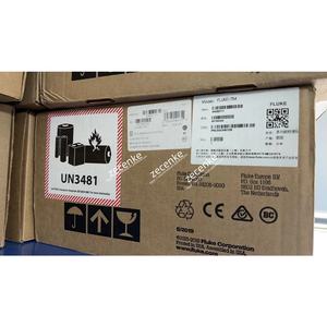 Calibrateur de processus multifonctionnel Fluke 754 avec enregistrement de données, calibré HART NIST - Product Image 2