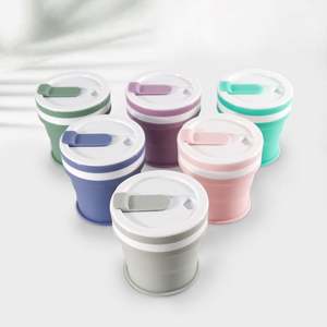 Gobelet d'eau pliable personnalisé avec logo, avec couvercle, pour les voyages et le camping - Product Image 1