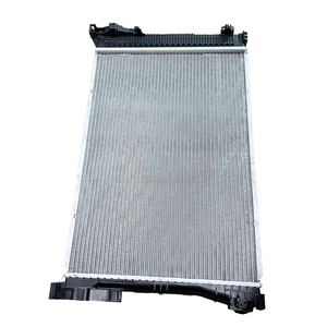 Radiateur 2045003003 2045000203 pour Mercedes-Benz W204 X204 C300 GLK300 – Système de refroidissement automobile durable – Ensemble de refroidissement du réservoir d'eau du moteur - Product Image 1
