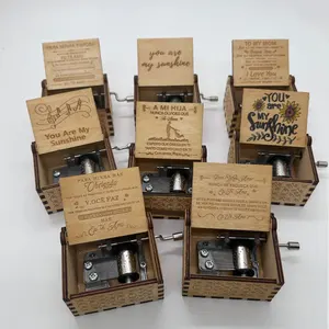 Kotak musik kayu kustom mini pabrik grosir untuk hadiah pacar