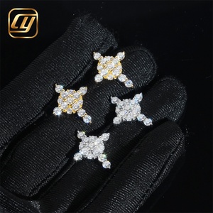 Boucles d'oreilles clous en moissanite en forme de croix ronde, plaqué or 18 carats, sertissage à griffes, bijoux de luxe pour femme, à porter au quotidien - Product Image 1