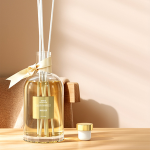 Diffuseur de parfum d'ambiance naturel 100 ml avec bâtonnets, désodorisant liquide en bouteille de verre pour chambre et salle de bain - Product Image 4