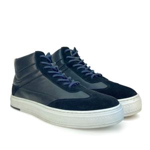 รองเท้าหนังสีดำสำหรับผู้ชาย - Product Image 1