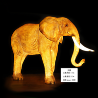 Vente en gros de grandes lanternes décoratives de cerf imperméables à l'eau pour l'extérieur, pour les grandes décorations de Noël extérieures, au Royaume-Uni