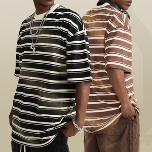 Camiseta de manga corta para hombre, diseño liso, de algodón lavado vintage de alto gramaje, cuello redondo, en blanco y café, con efecto descolorido por el sol. - Product Image 3