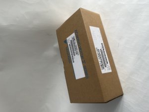 Moteur servo AC Yaskawa SGM7J-04AFC6S - Product Image 1