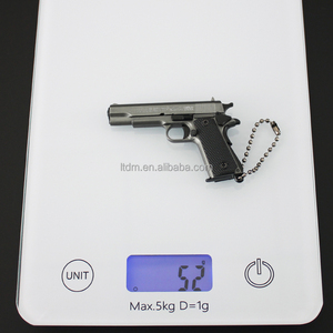 TikTok No Fire 70mm Mini Metalen Pistoolmodel Speelgoed Holster Pistoolvormig <span class=keywords><strong>Colt</strong></span> 1911 Beretta Kogels Sleutelhanger Pistoolmodel jongens speelgoedwapens - Product Image 1