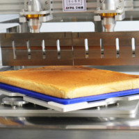 Machine de découpe ultrasonique abordable pour gâteaux congelés, formes variées (triangle, isocèle, losange, cercle, carré)