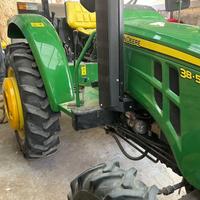 Tracteur à roues d'occasion John Deere 3B-554, 55 CV, quatre roues motrices, 300 heures de fonctionnement, état d'origine premium, moteur 4 cylindres