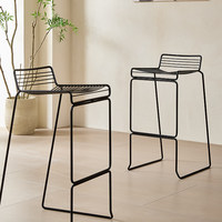 Chaise haute de bar en fer forgé de style nordique minimaliste moderne pour l'extérieur, idéale pour les cafés, bars, salons de thé et usage domestique, moulage monobloc