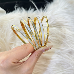 Bracciali da Donna alla Moda 2026 in Acciaio Inossidabile Placcato Oro 18K con Zirconia, Gioielli Impermeabili - Product Image 3