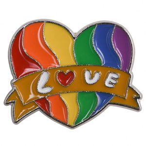 批发骄傲帽徽章定制印花金属硬珐琅别针彩虹胸针桃色爱心别针翻领标签带骄傲标志 - Product Image 4