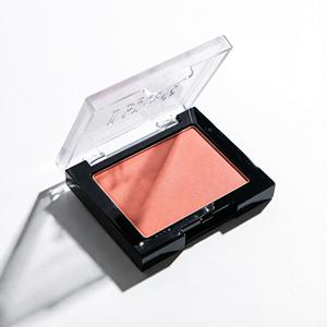 Dinto Blur Finish Blusher 501 Merry Orwell, Rubor Mate Suave, Color Natural para Mejillas, para Todo Tipo de Piel, Fórmula K Beauty - Product Image 1