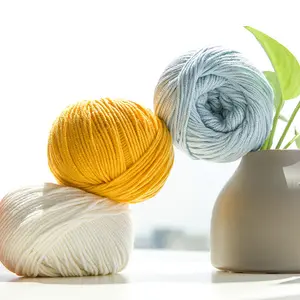 Bebé suave naturaleza pura 100 8ply 6ply hilo de lana merino tejido a mano al por mayor para ganchillo